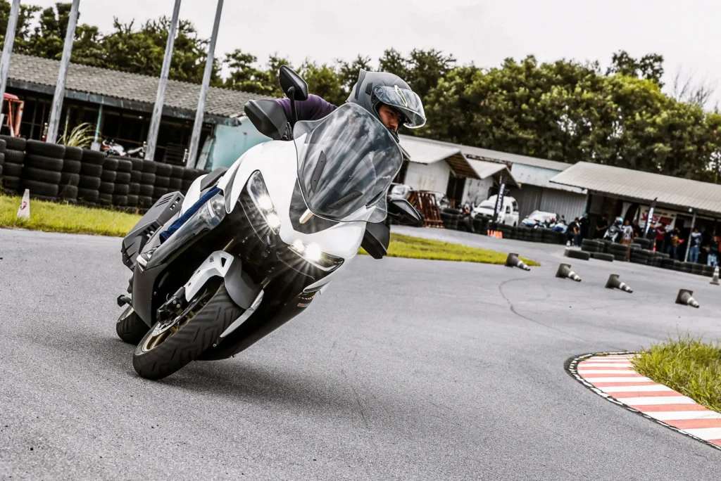 Zontes Riding Skill 6
