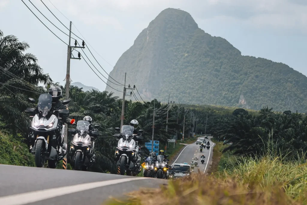 ZONTES Ride Beyond The Viewpoint
