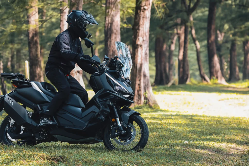 ZONTES Ride Beyond The Viewpoint