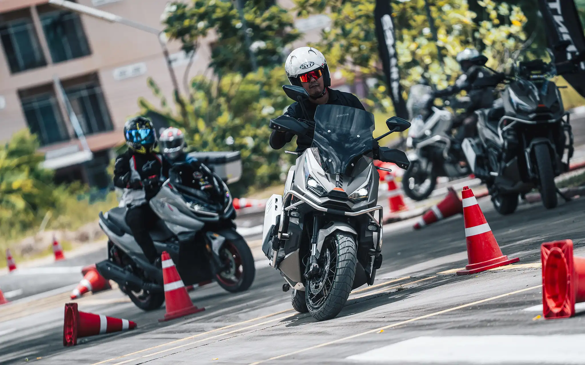 Zontes-Riding-Skills-8
