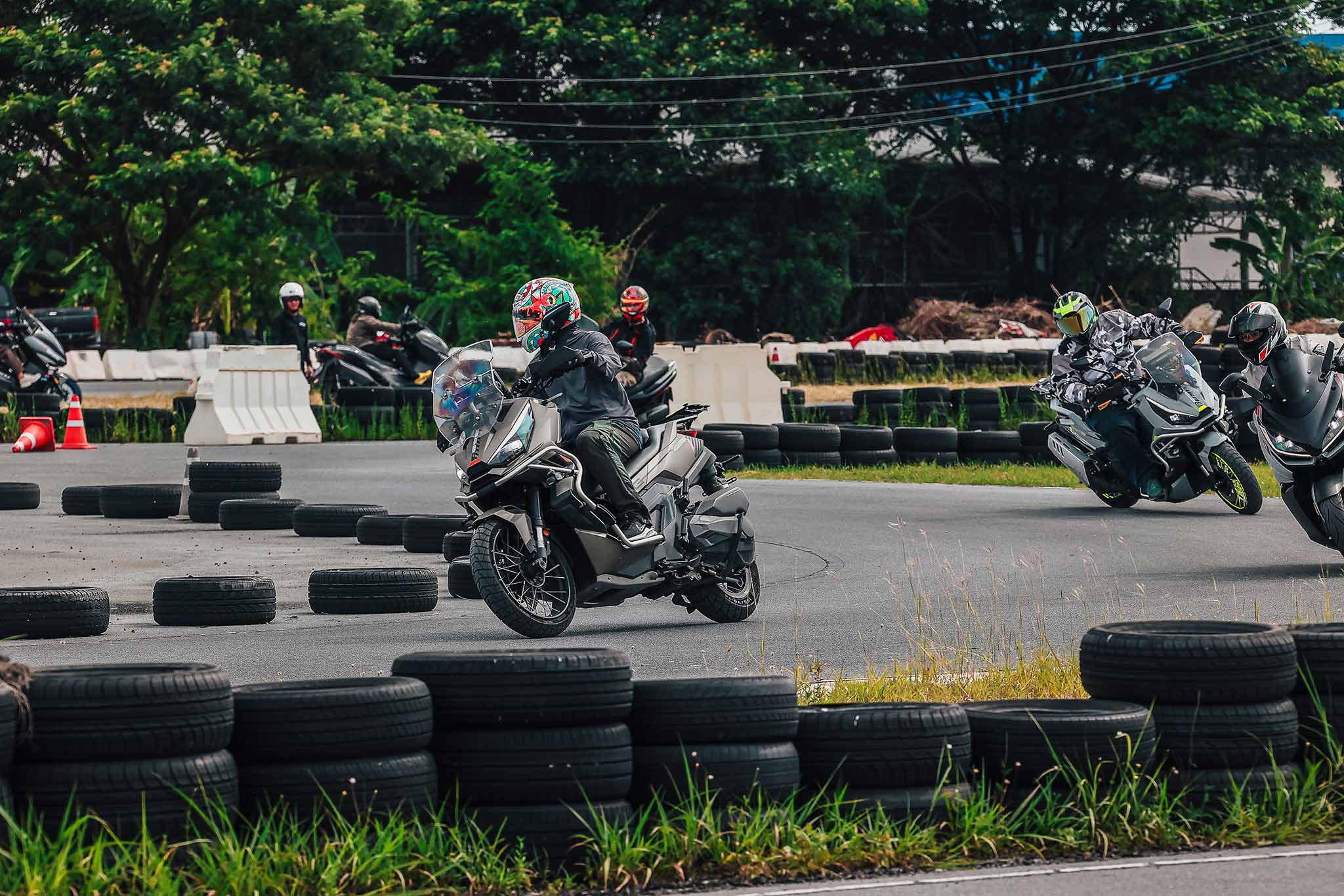 ZONTES RIDING SKILLS 9 