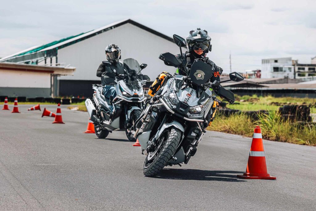 Zontes-Riding-Skills-10