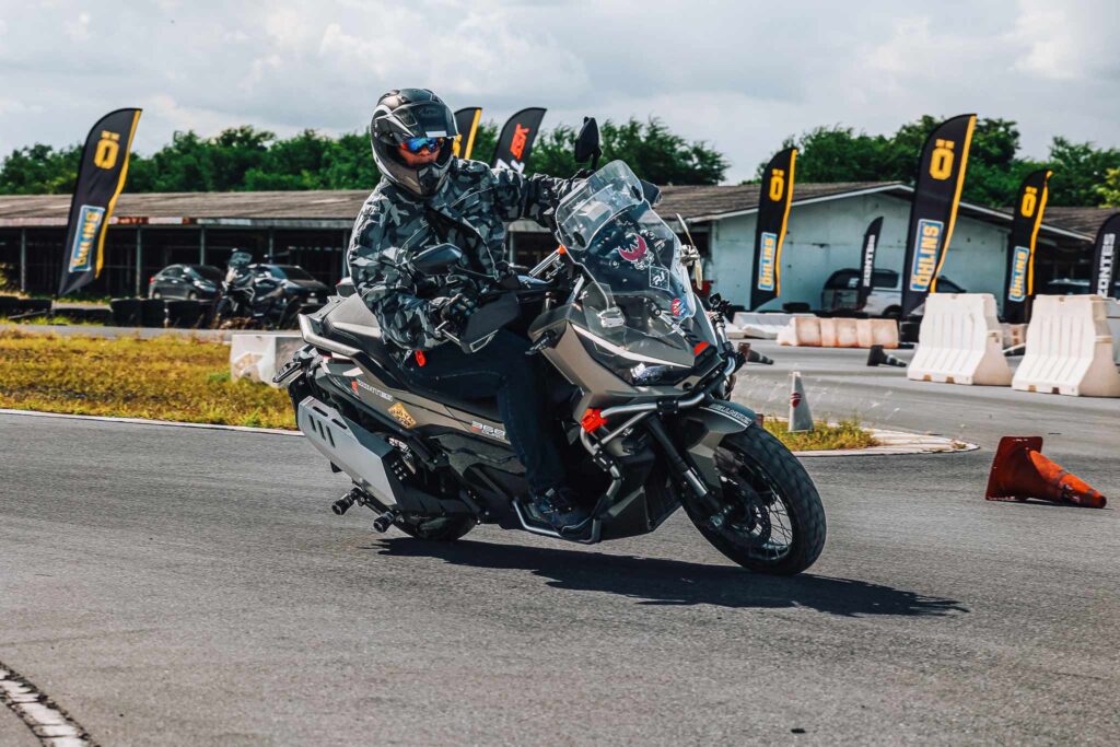 Zontes-Riding-Skills-10
