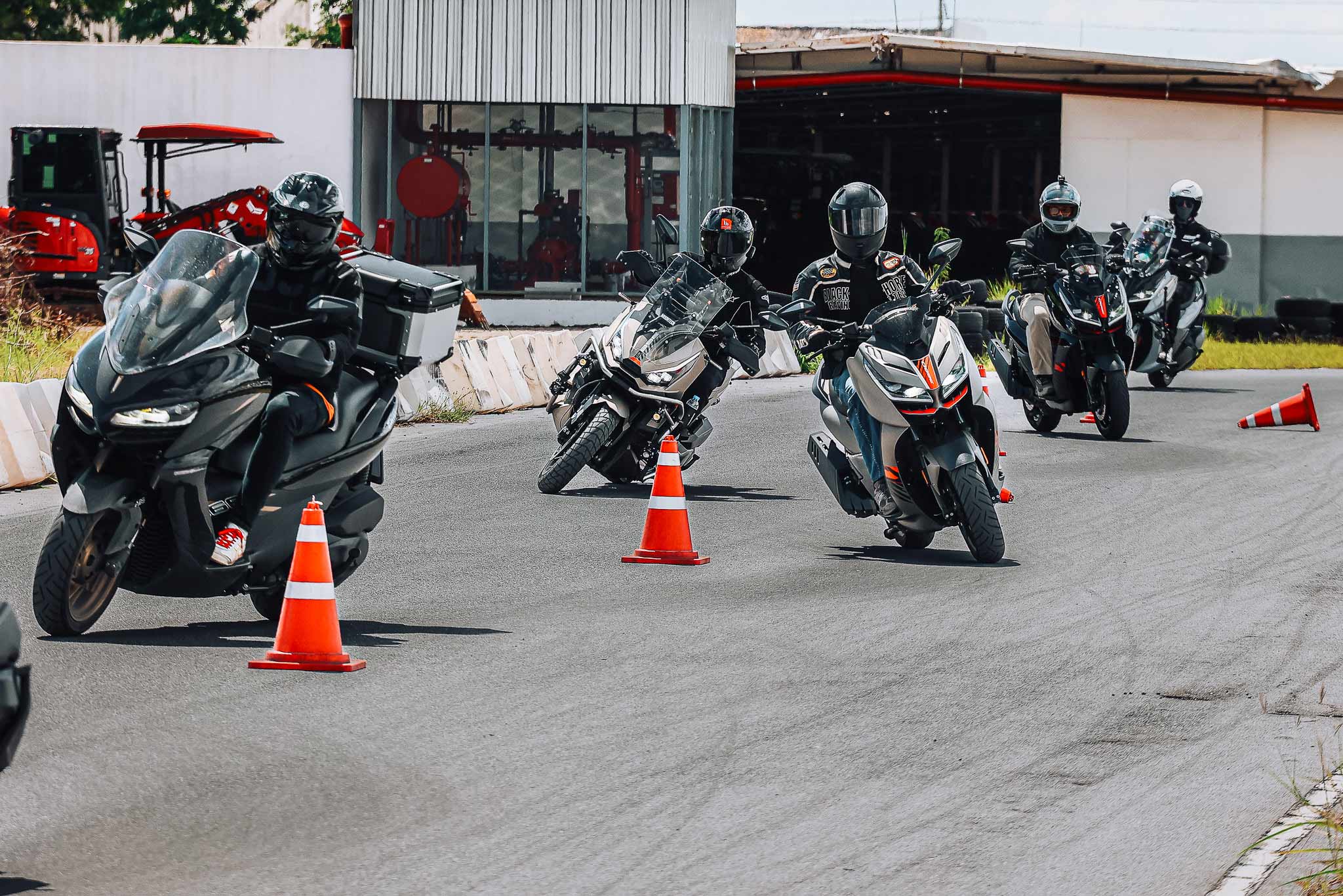 Zontes-Riding-Skills-10