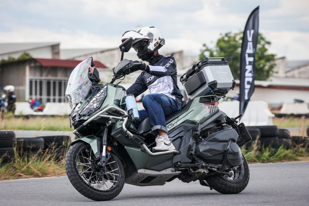 Zonter-Riding-Skills-14-029