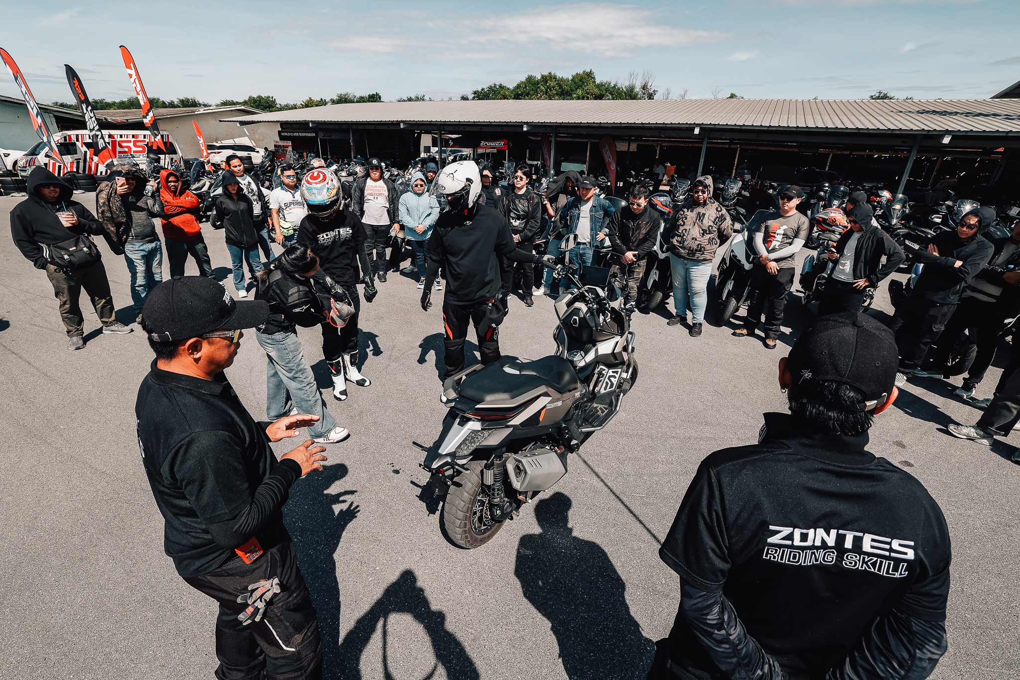 Zontes-Riding-Skills-11