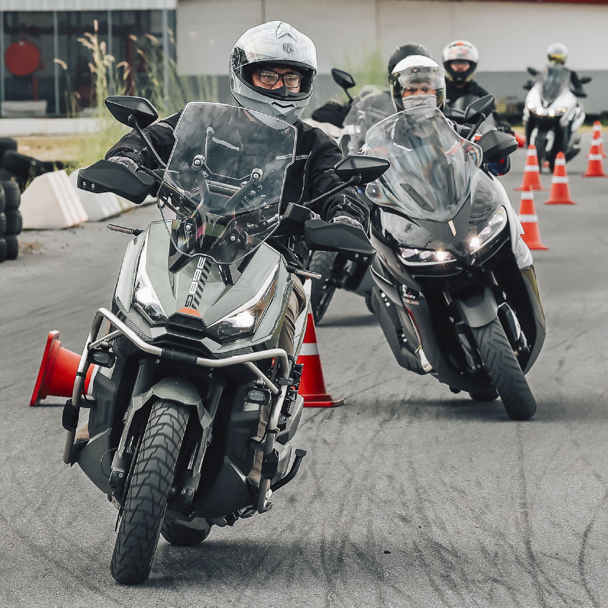 Zontes-Riding-Skills-11-02