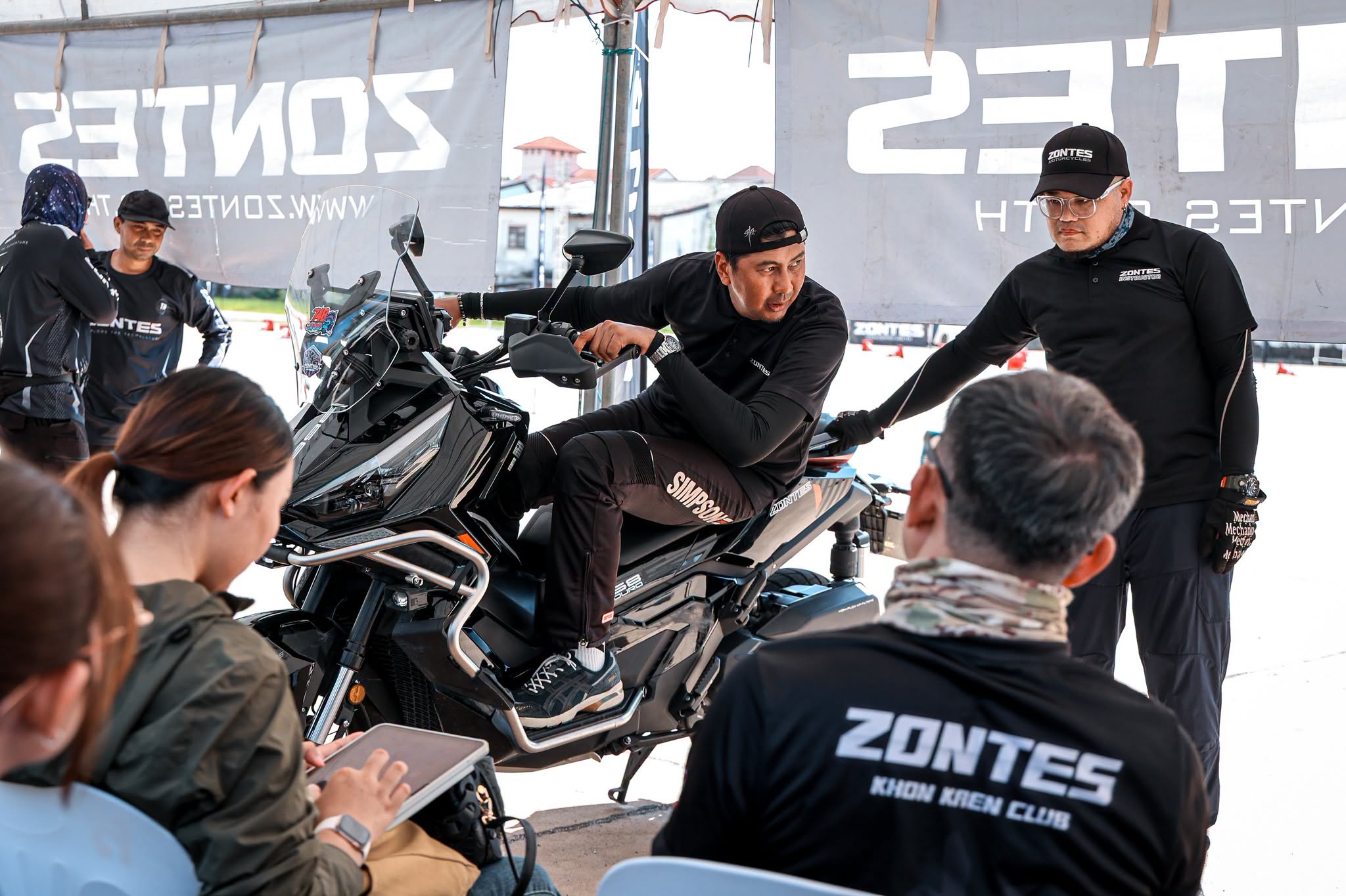 Zontes-Riding-Skills-17-040