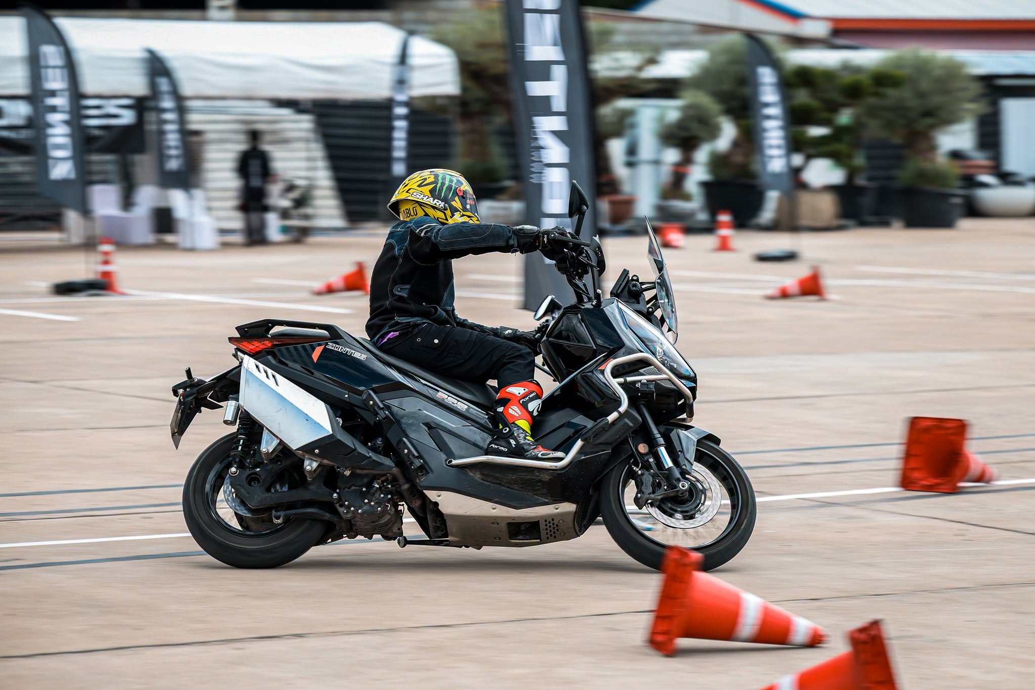 Zontes-Riding-Skills-17-071