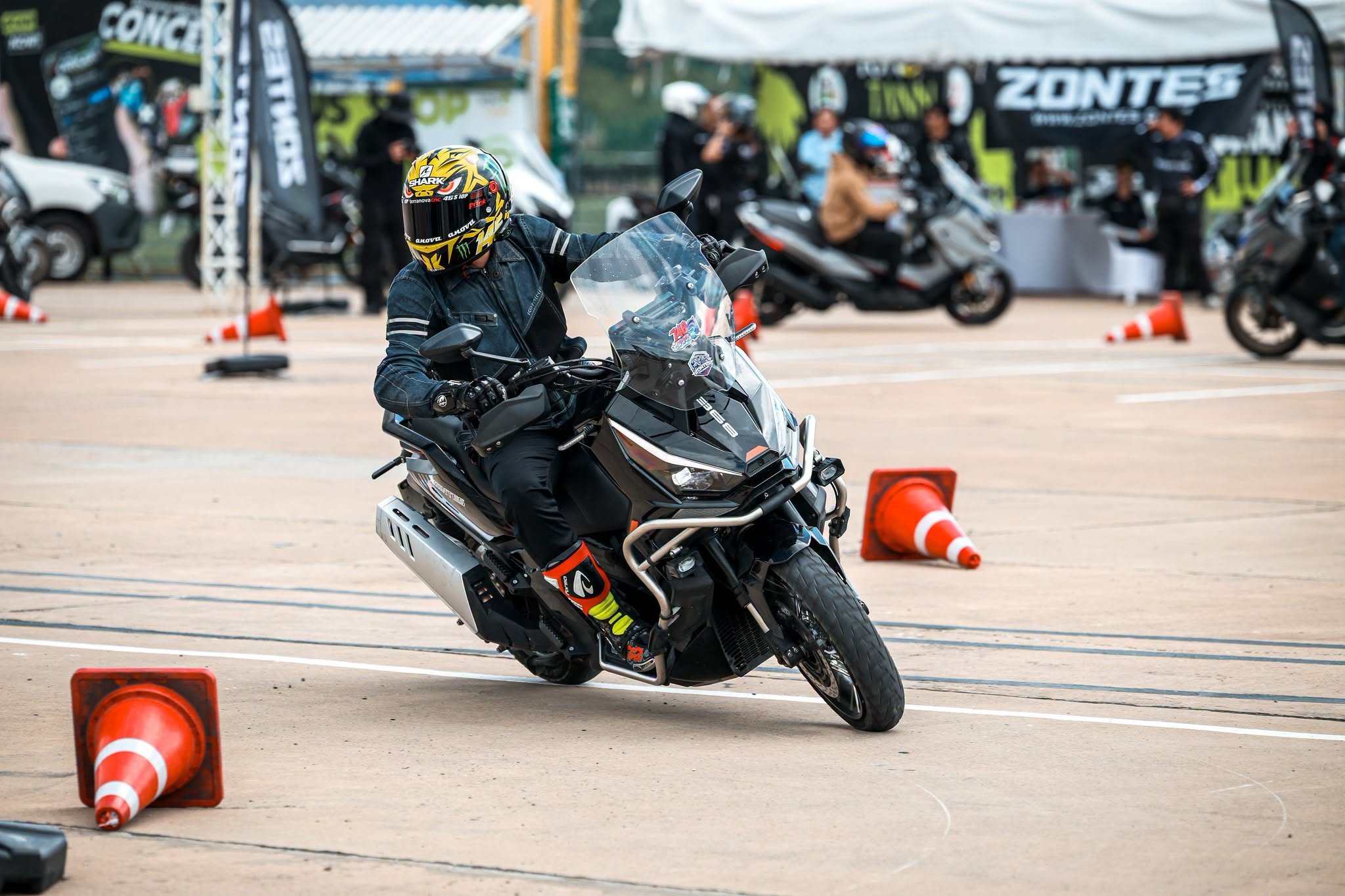 Zontes-Riding-Skills-17-075
