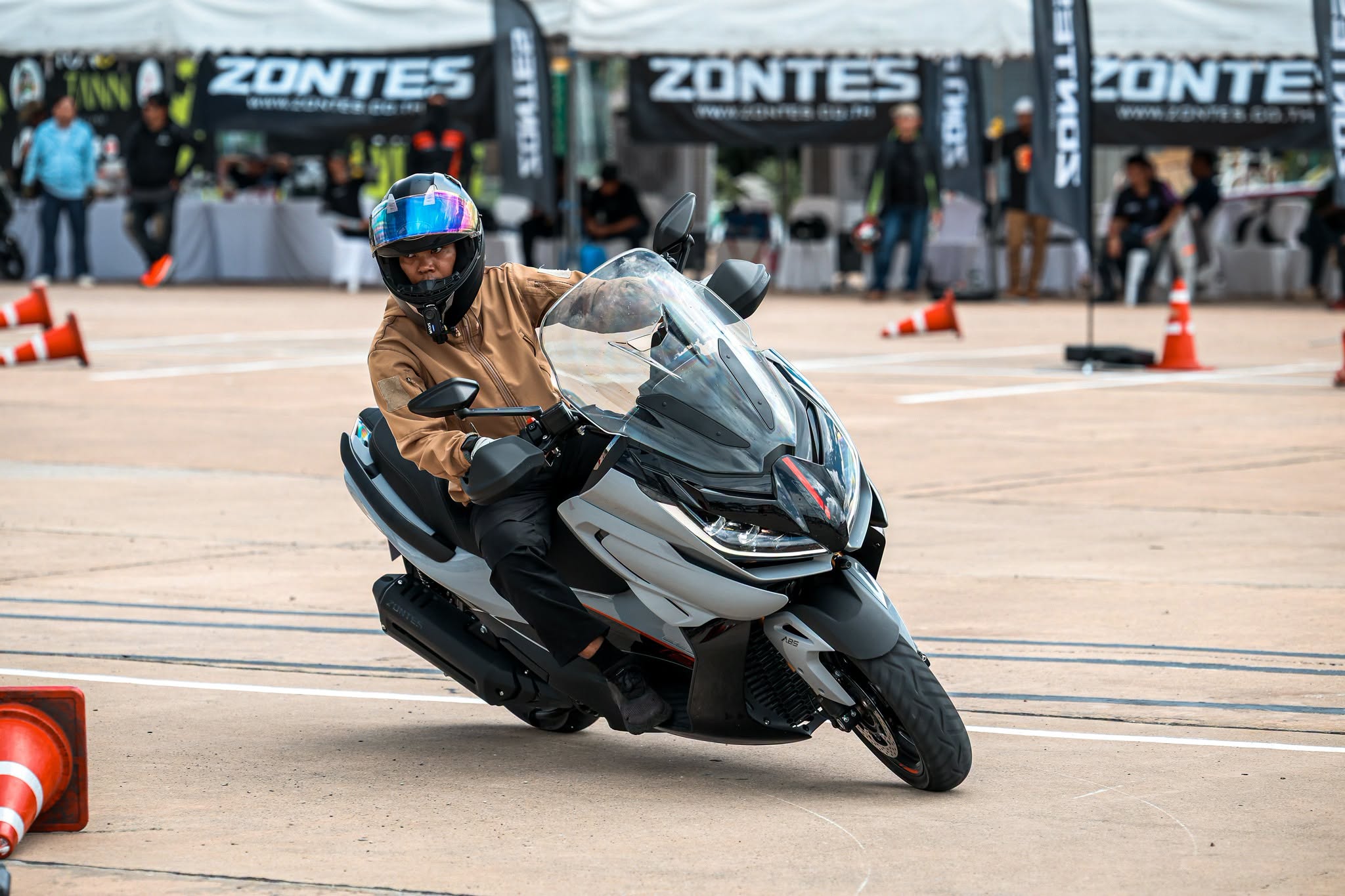 Zontes-Riding-Skills-17-086