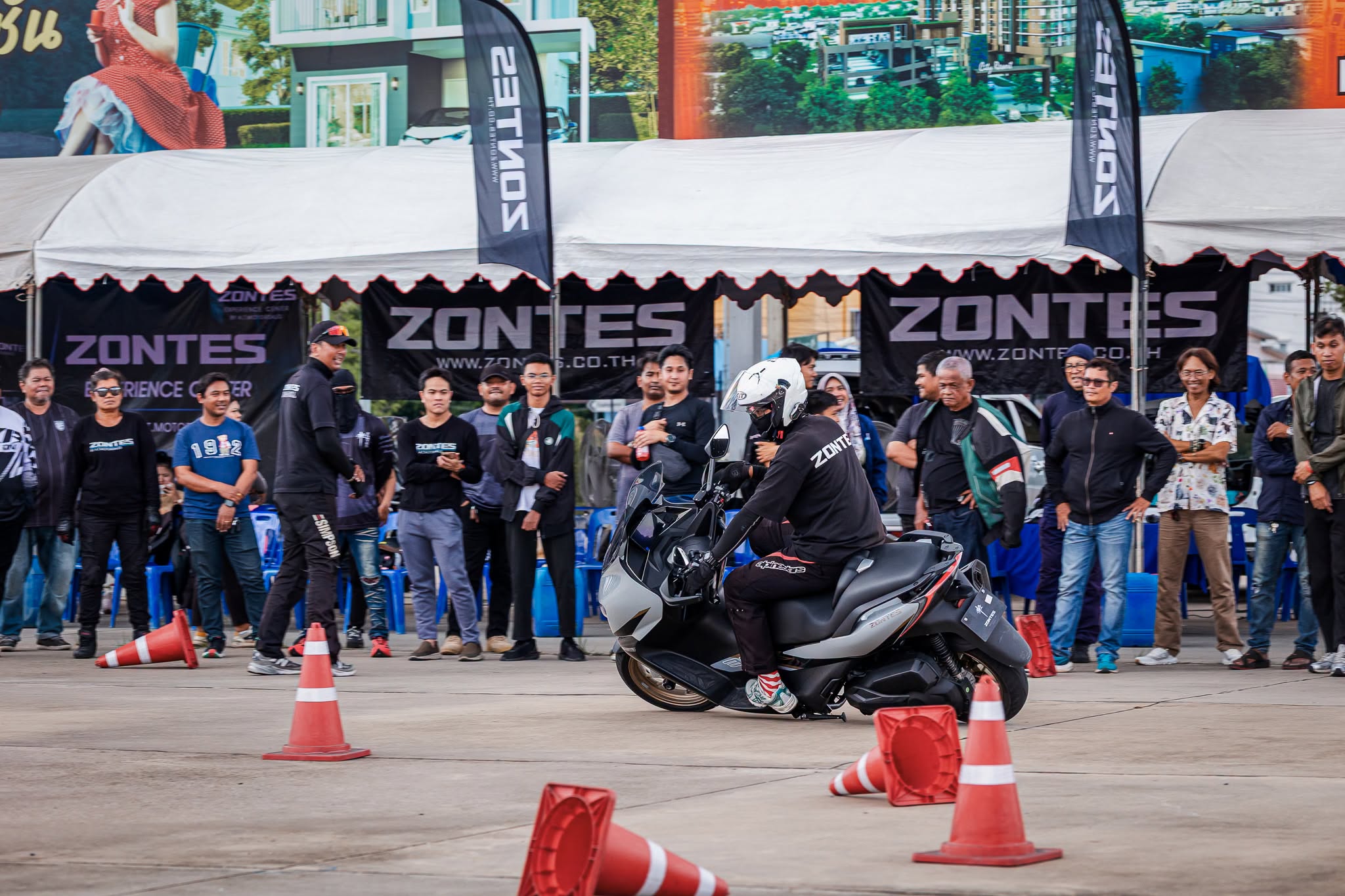 zontes-riding-skills-16-042